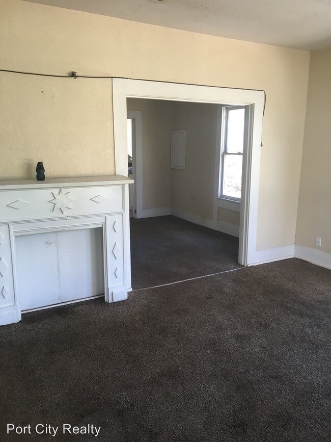 Building Photo - 437 E 66th St