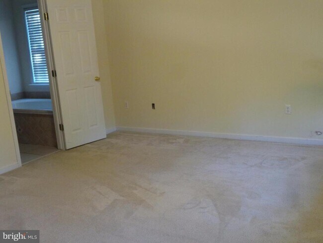 Foto del edificio - 45650 Connor Way