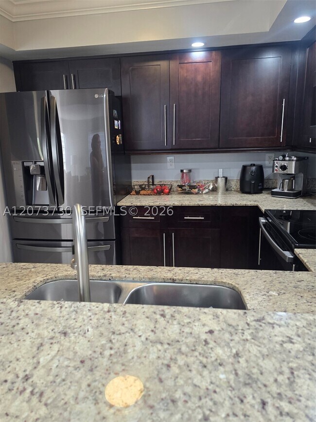 Foto del edificio - 12025 SW 19th Ln