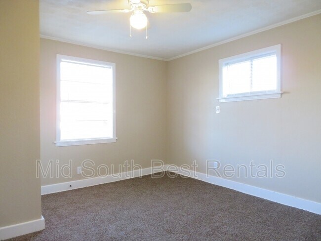 Foto del edificio - 2151 Sparks St