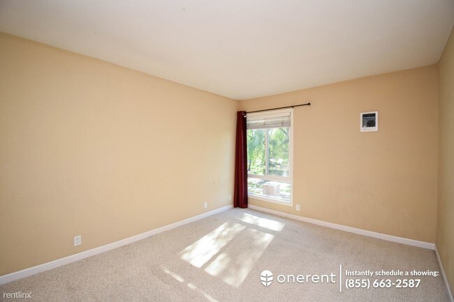 Foto del edificio - 460 Dempsey Rd