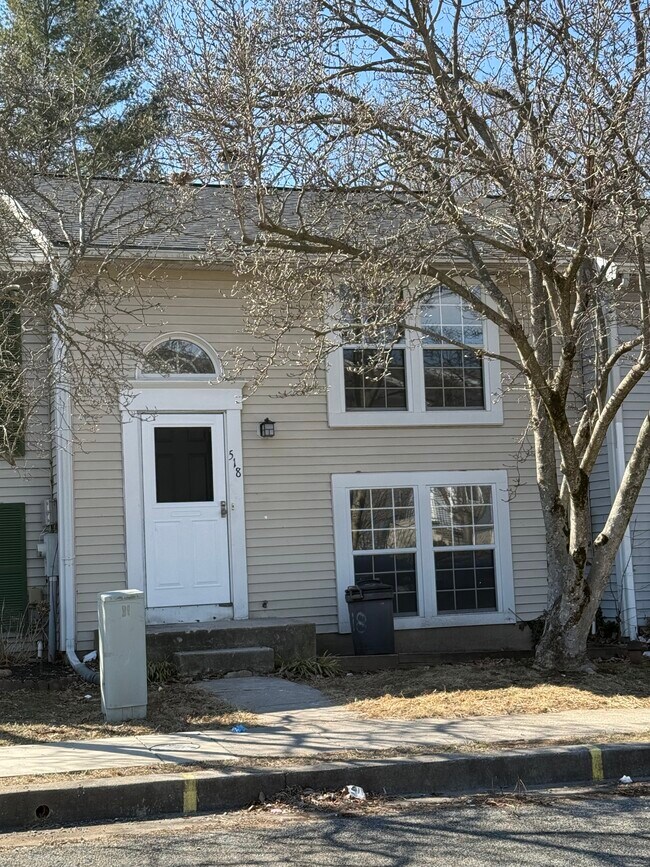 Foto del edificio - 518 Brighton Pl
