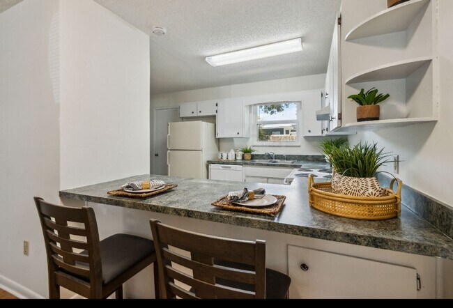 Foto del edificio - Walk To The Beach!