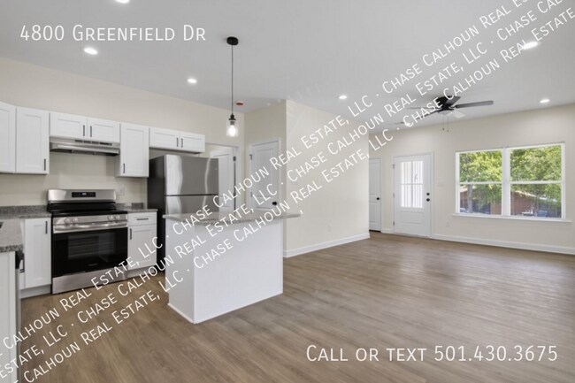 Foto del edificio - 4800 Greenfield Dr