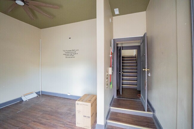 Foto del edificio - 115 N KINSLEY AVE UNIT C, WINSLOW AZ