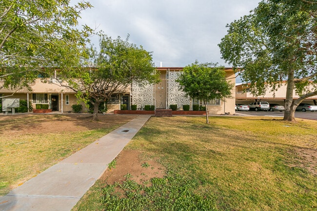 Building Photo - 6109 N 12th St