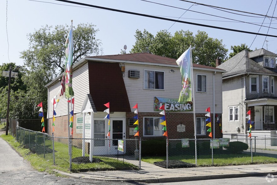 Cramer Hill Apartments & Townhomes Rentals Camden, NJ