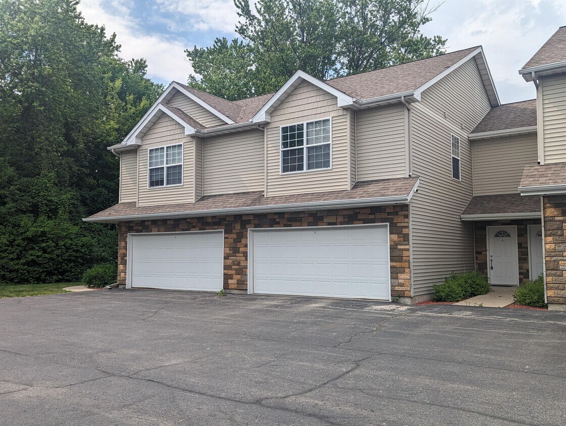 Foto principal - 3540 St Anthony Way