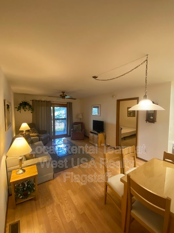 Building Photo - 5825 E Bear Paw Dr