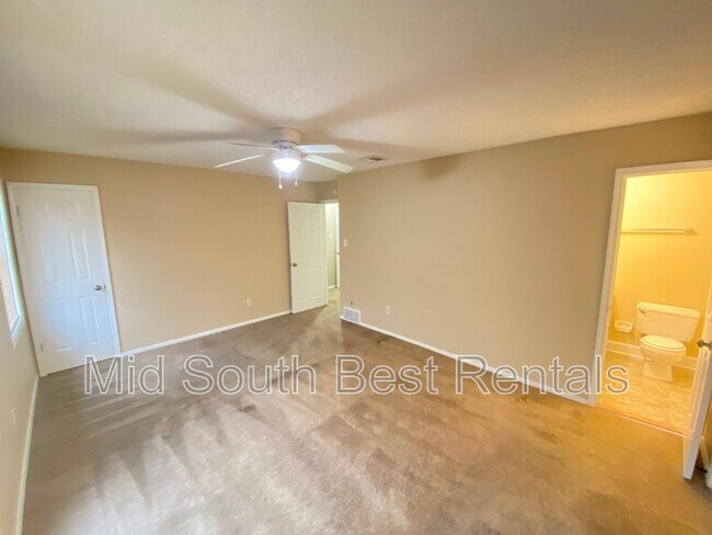 Building Photo - 6964 Wesley Ct