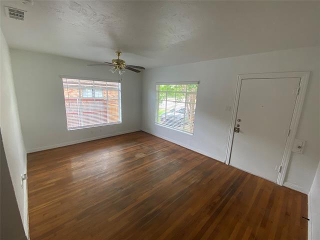Building Photo - 804 Cedar Hill Ave