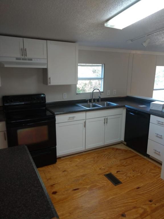 Building Photo - 17 Boxelder Court