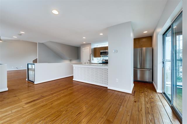 Foto del edificio - 1204 Urban Lofts Dr