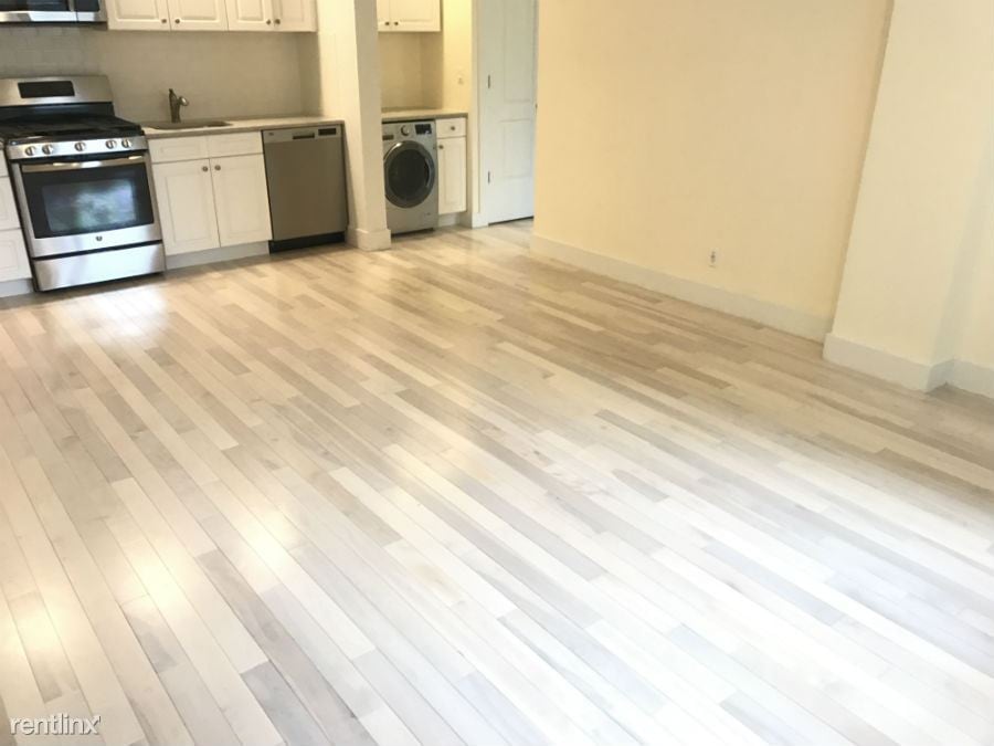 Primary Photo - 1325 Prospect Ave