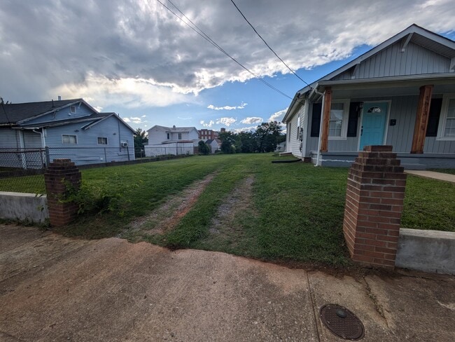 Off-street parking - 1613 13th St
