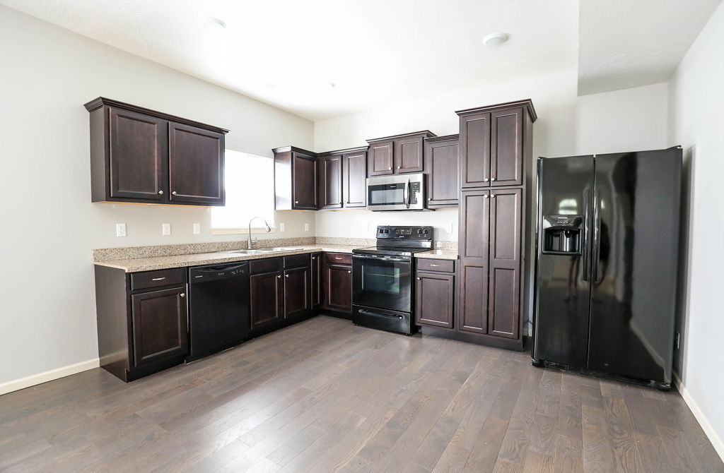 Foto principal - 1351 E Cherry St