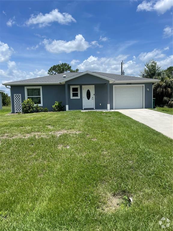 Building Photo - 27100 Savoy Dr
