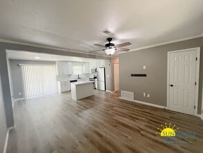 Building Photo - 508 Candlewood Ln