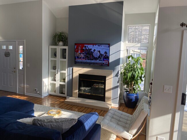 Foto del edificio - 2825 Effingham Ct