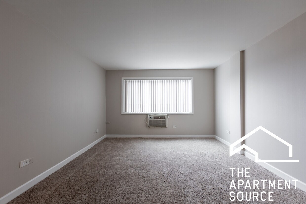 Foto principal - 7308 W North Ave