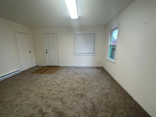 Foto del edificio - 2 Bedroom 1 Bath House in SE Portland!