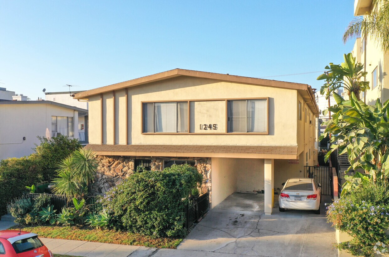 Exterior - Brockton Apartments