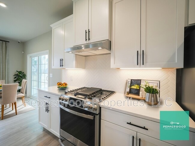 Foto del edificio - 7204 Red Cedar Trl