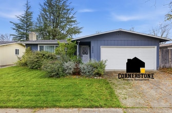 Building Photo - 2500 Alma Dr