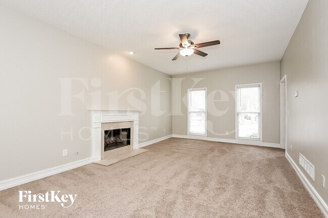 Building Photo - 4552 Spotted Pony Dr NW