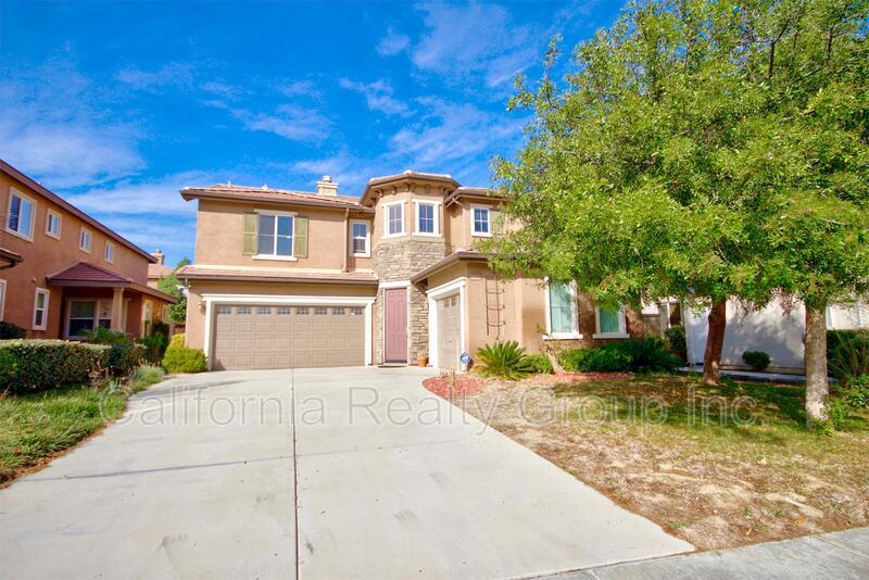 Primary Photo - 37245 La Lune Ave