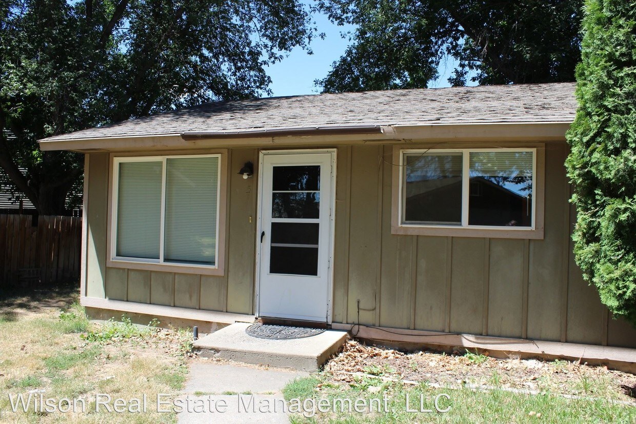 Primary Photo - 1310 W Mead Ave