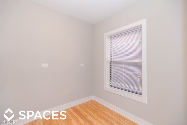 Foto del edificio - 820 W Cuyler Ave