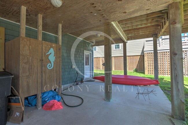 Building Photo - 510 W Archdale St