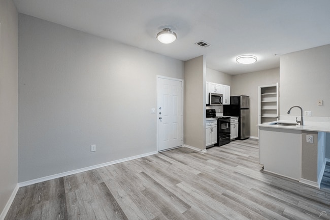 Building Photo - Arioso Apartments and Townhomes