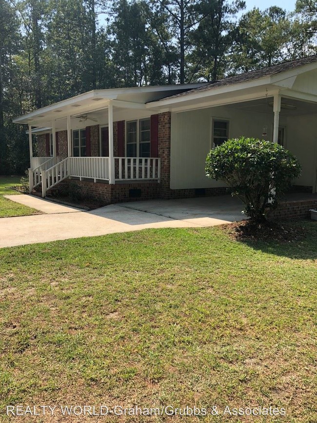 Building Photo - 3 br, 1 bath House - 21820 Henry Smith Road