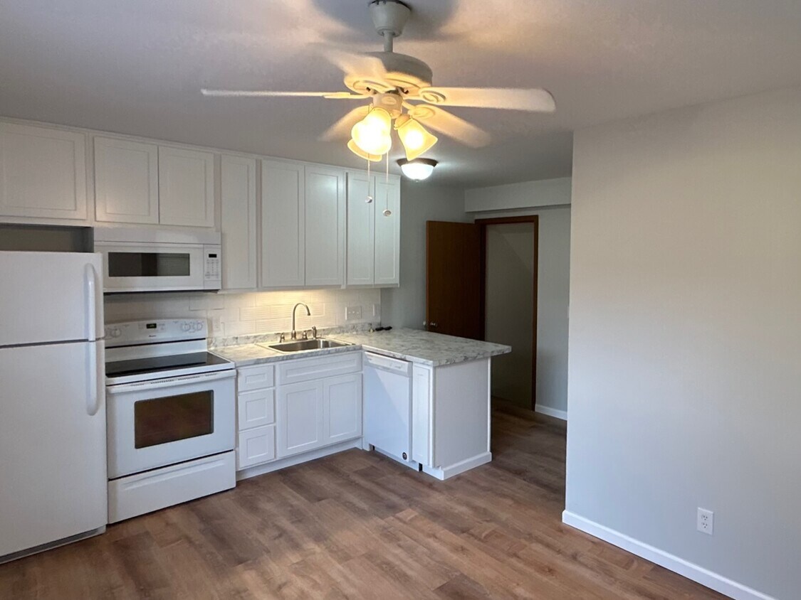 2263 N Village Dr, Saint Charles, MO 63303 Townhome Rentals in Saint