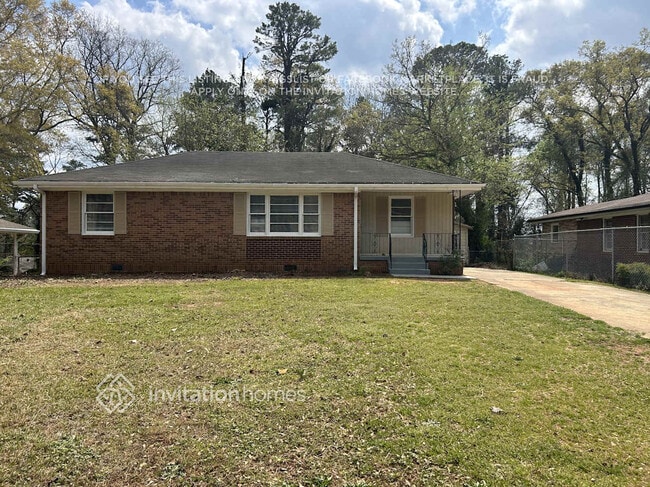 Building Photo - 2121 Cherry Ln