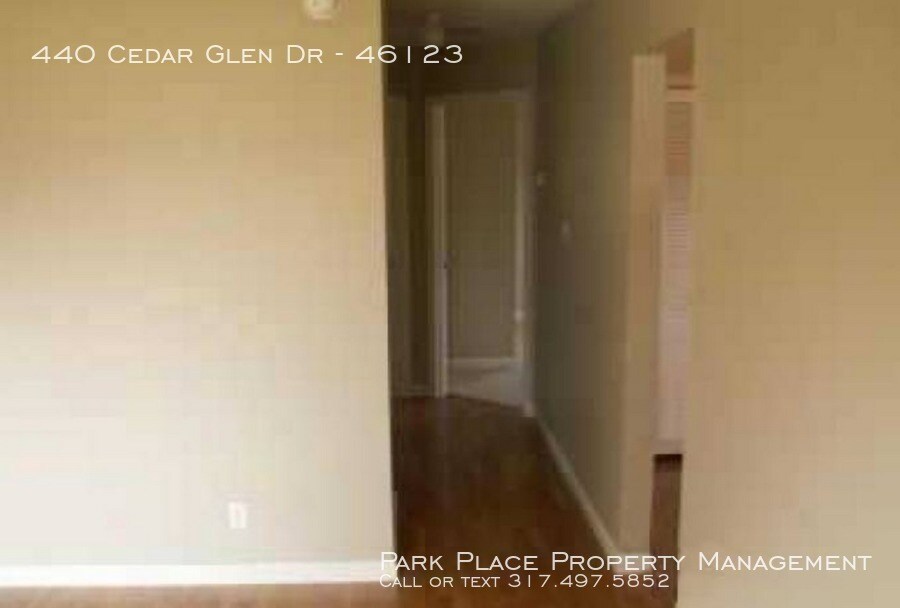 Building Photo - 440 Cedar Glen Dr