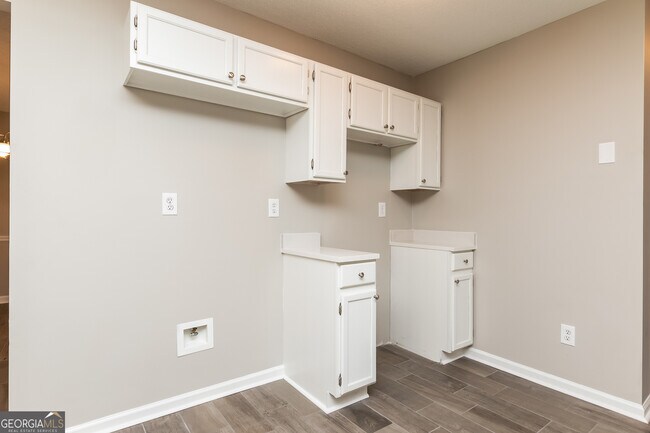 Foto del edificio - 2232 Rocksram Ct