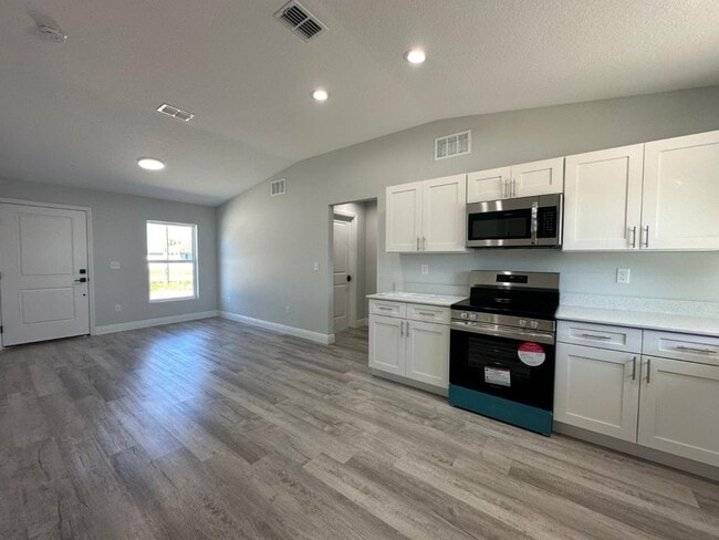 Foto del edificio - 5 Dogwood Ct