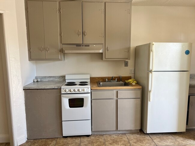 Foto del edificio - 404 Center St