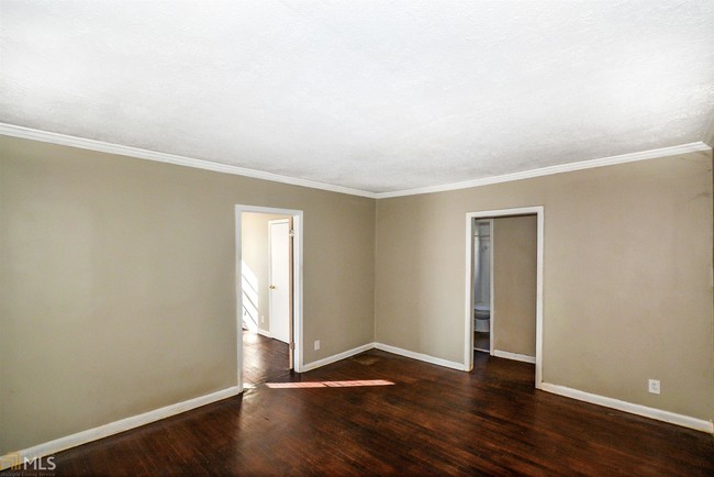 Foto del edificio - 1142 Key Rd SE