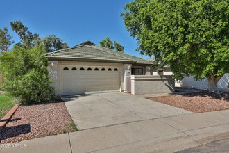 Building Photo - 7539 W Sequoia Dr