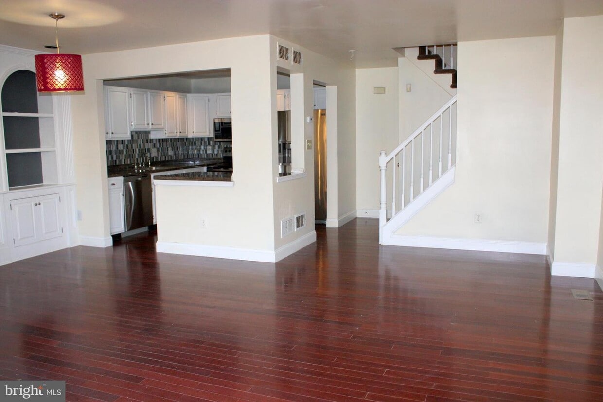 7801 Spruce Mill Dr, Morrisville, PA 19067 Townhome Rentals in