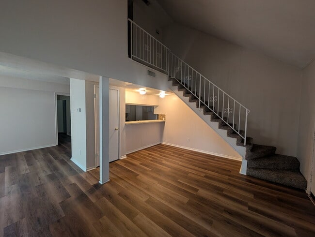 Foto del edificio - 131 N Cottonwood Dr