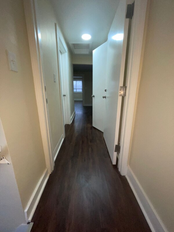 Foto del edificio - 4485 W 136th St