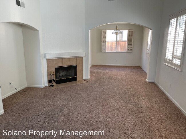 Building Photo - 3 br, 2.5 bath House - 722 Trout Ct