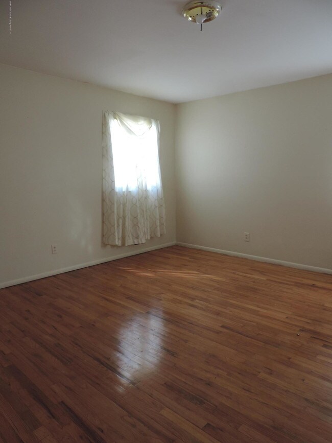 Foto del edificio - 1205 Rockland Ave