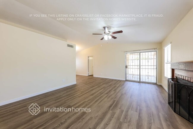 Building Photo - 1516 E Kristal Way