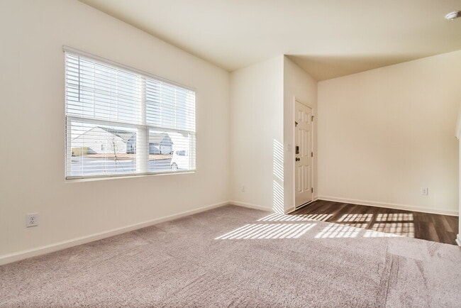 Foto del edificio - 367 Greenwalk Pl